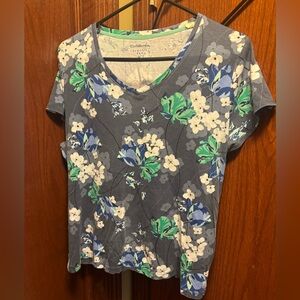 Croft and barrow XL print t shirt in EUC